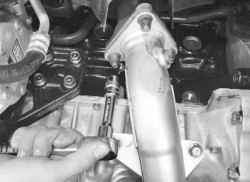 Замена уплотнения масляного картера двигателя