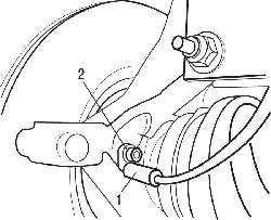 Расположение болта (2) крепления датчика ABS (1)